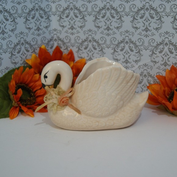 VTG 1987 Enesco Swan Planter w/ Ribbon Lace Rose Retro Style White Pink - Picture 3 of 9